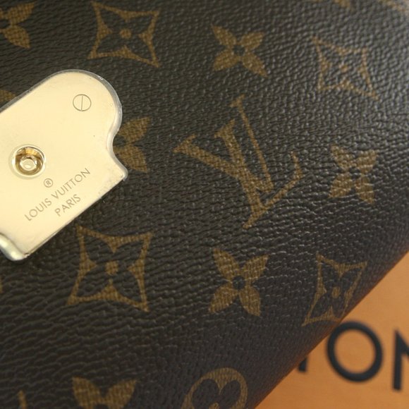 LOUIS VUITTON SAINT PLACIDE PYTHON+MONOGRAM CANVAS RETAIL$3,150 ++100% AUTHENTIC - Picture 9 of 16